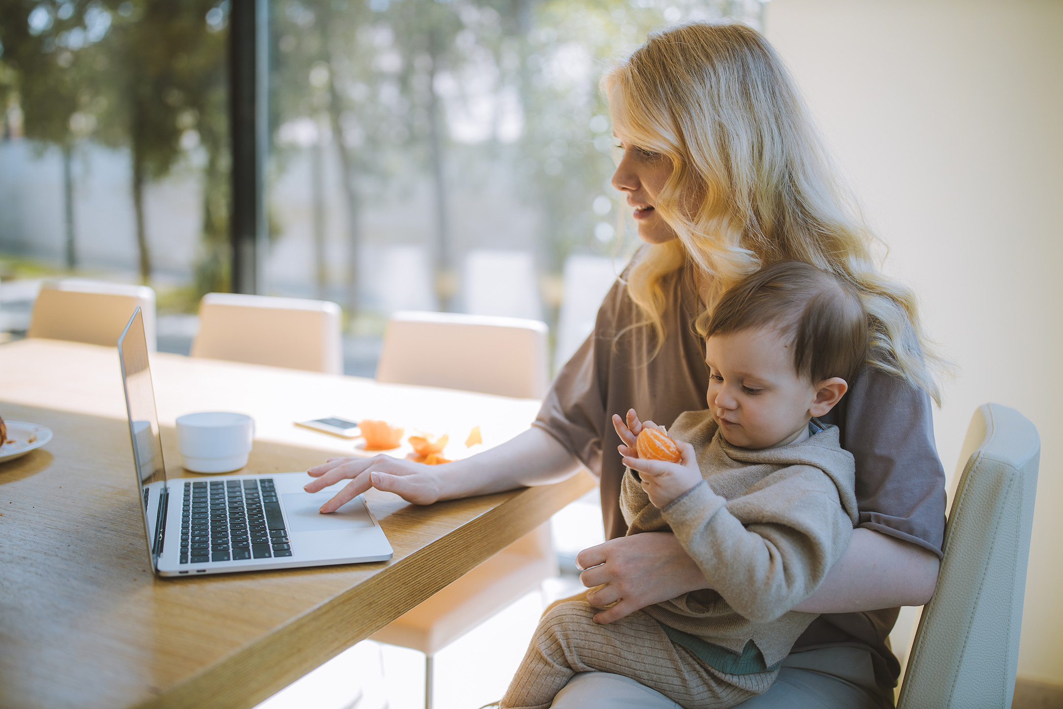 10 Good Side Jobs for Working Moms and Dads